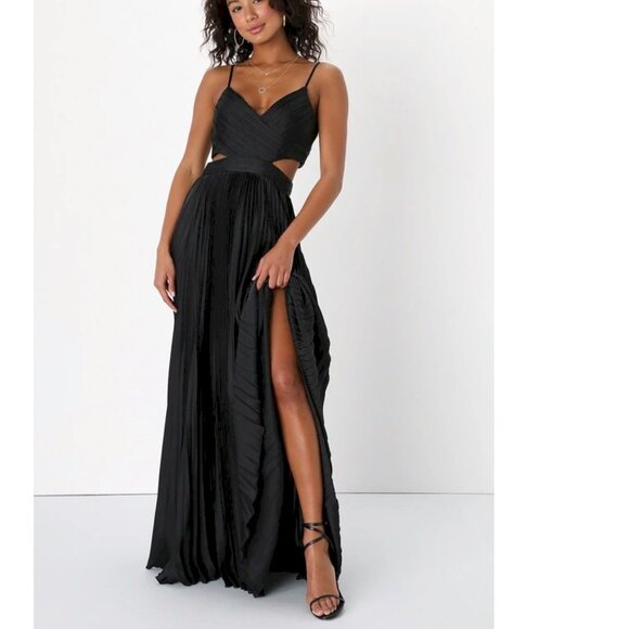 Lulu's Black Got the Glam Black Pleated Cutout Maxi Dress Size XS NWOT - Picture 4 of 8